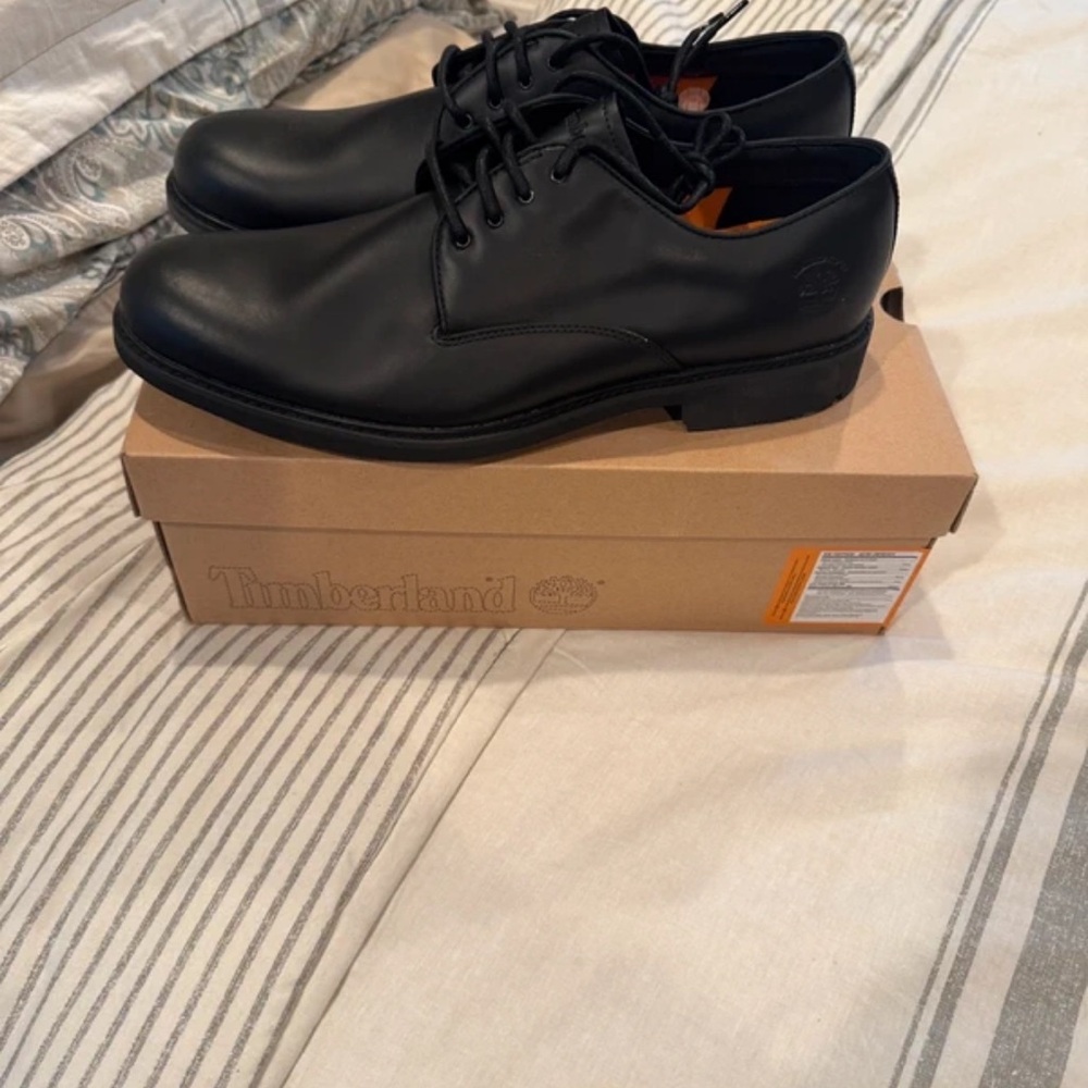 Timberland Women's Black Leather Flats